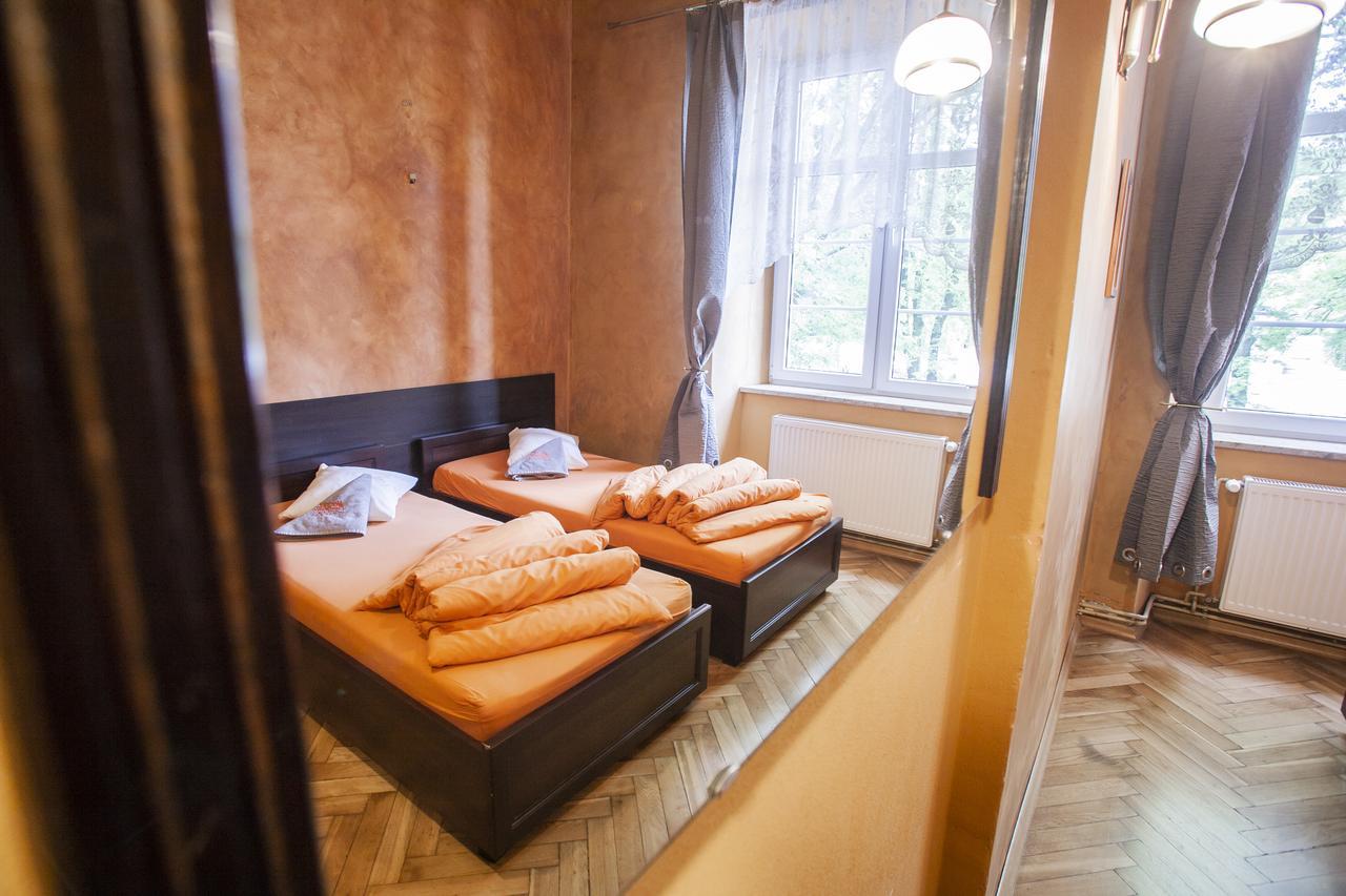 克拉科夫Momotown Privates住宿加早餐旅馆 外观 照片